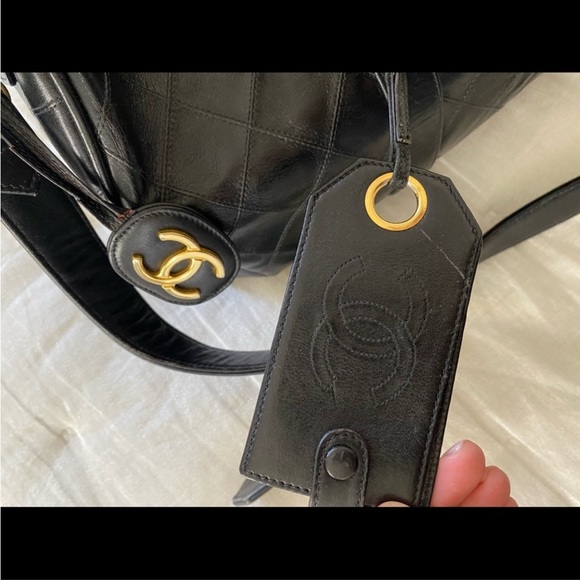 Chanel luggage duffel bag - Picture 2 of 6